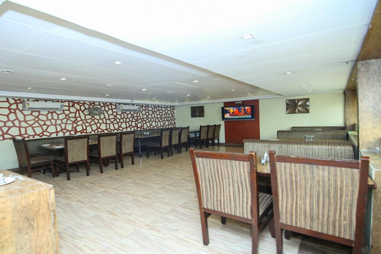 Oyo 2155 Hotel Wardhman Jabalpur Eksteriør billede